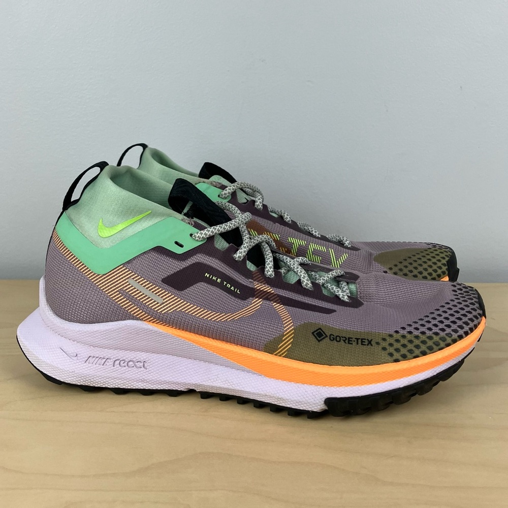 Nike Women’s Size 9.0 Pegasus Trail 4 GTX Purple Smoke Athletic Running Shoes - Picture 2 of 11